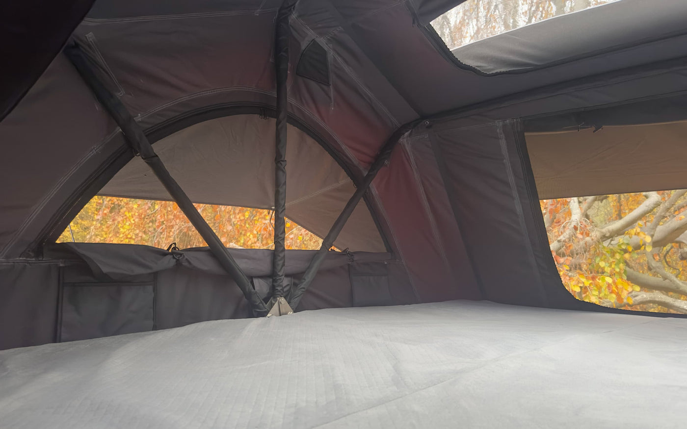 RoofBunk Explorer Super XL Soft Shell Roof Tent